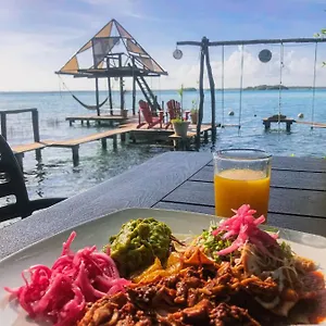 Hotel Aluxes, Bacalar
