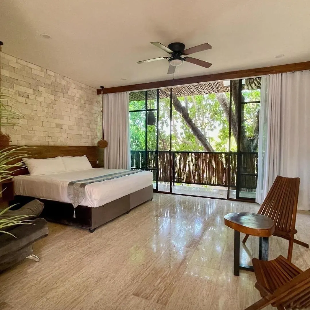 Aktun Bacalar Hotel